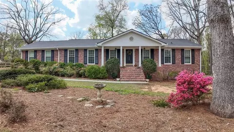 1220 Heritage Hills Cir, Snellville, GA 30078