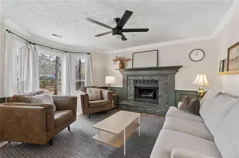 609 Farmbrook Trl NE, Kennesaw, GA 30144 photo 18