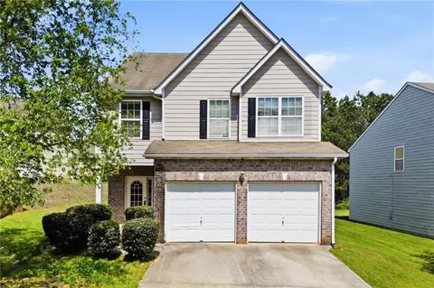 2415 Valley Creek Dr, Lithia Springs, GA 30122