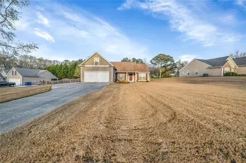 607 Mcdowell Ln, Bethlehem, GA 30620 photo 4