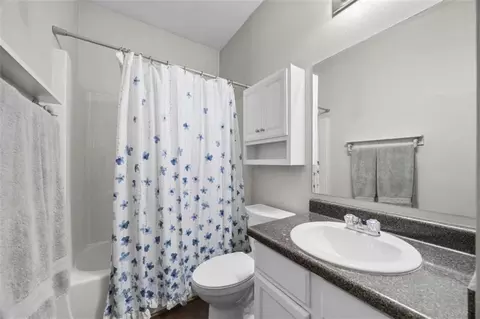 Bath - 35 Kevin Ct, Porterdale, GA 30014 photo 1 of 2