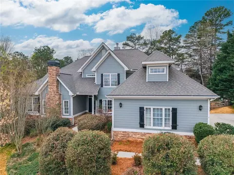 508 Crested Hawk Rdg, Canton, GA 30114
