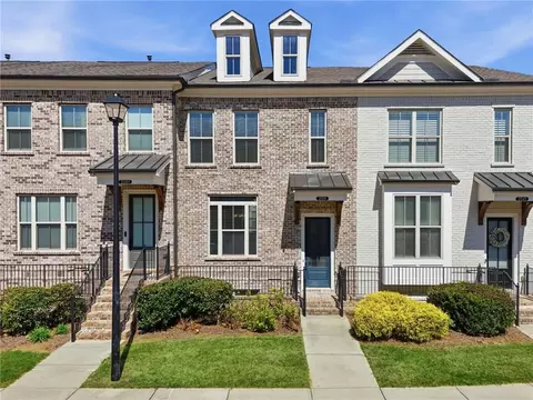 2051 Glenview Park Cir, Duluth, GA 30097