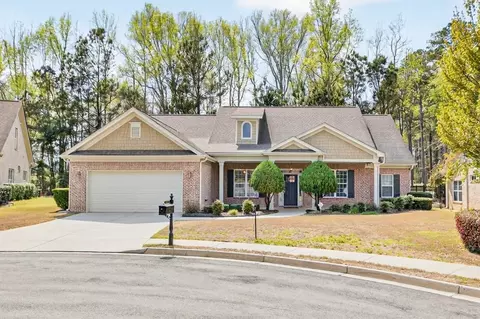2607 Misty Rose Ln, Loganville, GA 30052