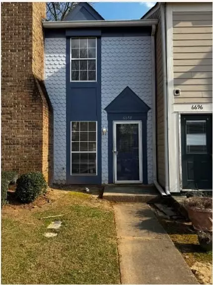 6694 Colchester Pl, Norcross, GA 30093
