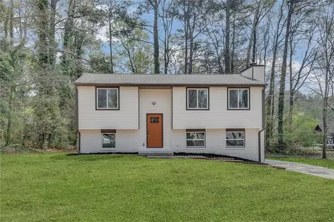 3394 Dearwood Dr SW, Lilburn, GA 30047