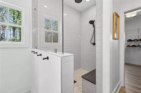 Bath - 4746 Bentley Rd, Monroe, GA 30656 photo 5 of 12