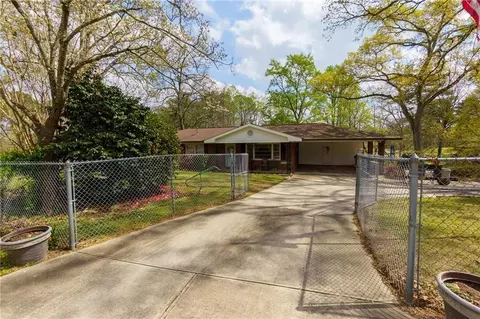 130 Stroud Dr SE, Mableton, GA 30126