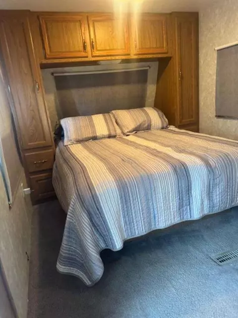 Bedroom - 100 Sunset Dr, Centre, AL 35960 photo 1 of 1