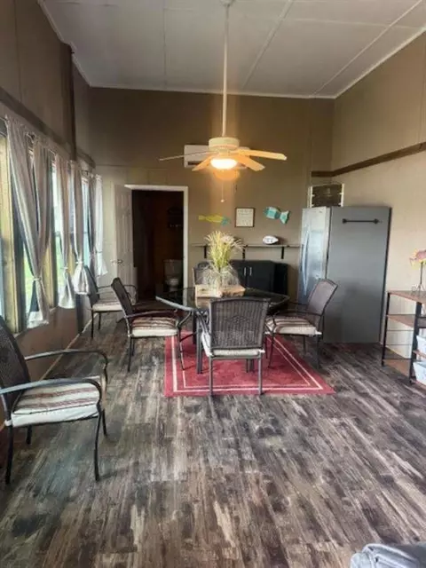 Dining - 100 Sunset Dr, Centre, AL 35960 photo 1 of 1
