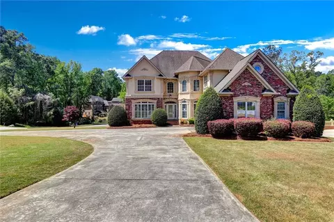 2104 Autumn Chase Dr, Stockbridge, GA 30281