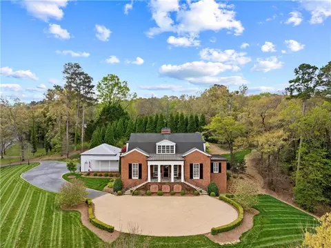 Exterior - 315 E Line St, Calhoun, GA 30701 photo 1 of 15