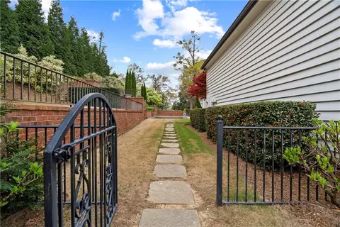Exterior - 315 E Line St, Calhoun, GA 30701 photo 5 of 15