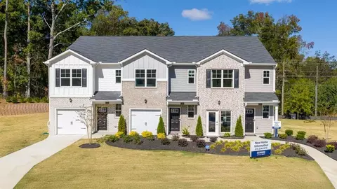 5025 Oakwood Rd, Stone Mountain, GA 30088