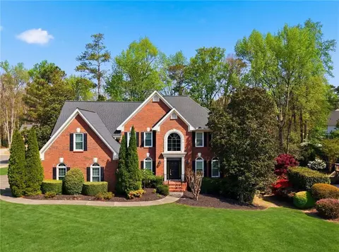 10805 Centennial Dr, Alpharetta, GA 30022