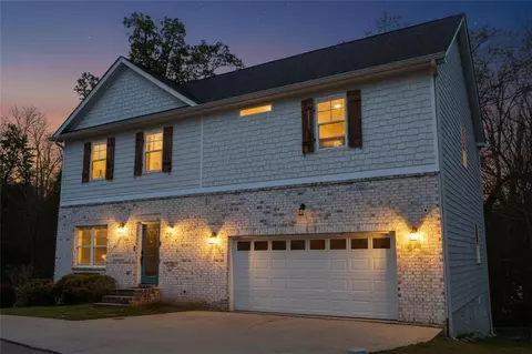 201 Wilhelmina Dr, Austell, GA 30168