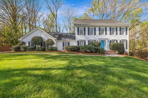 7650 Ryefield Dr, Sandy Springs, GA 30350