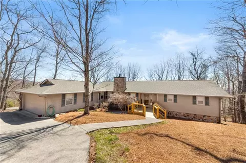 295 Starcross Ln, Jasper, GA 30143