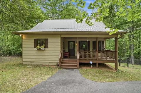 1060 Rocktree Rd, Dahlonega, GA 30533