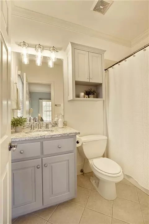 Bath - 1325 Rolling Links Dr, Alpharetta, GA 30004 photo 8 of 9