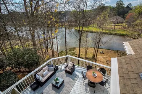 Exterior - 1325 Rolling Links Dr, Alpharetta, GA 30004 photo 8 of 19