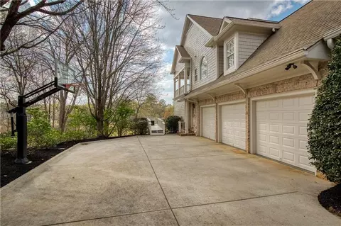 Exterior - 1325 Rolling Links Dr, Alpharetta, GA 30004 photo 14 of 19