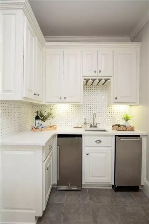 Kitchen - 1325 Rolling Links Dr, Alpharetta, GA 30004 photo 8 of 8