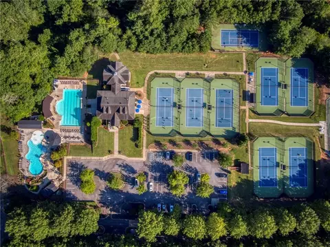 View/Area - 1325 Rolling Links Dr, Alpharetta, GA 30004 photo 9 of 11