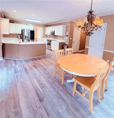 Kitchen - 3830 Peachbluff Ct, Duluth, GA 30097 photo 5 of 6