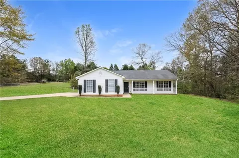 Exterior - 101 Live Oak Dr, Jackson, GA 30233 photo 1 of 2