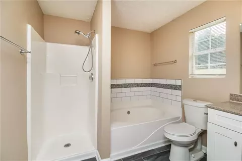 Bath - 101 Live Oak Dr, Jackson, GA 30233 photo 1 of 4