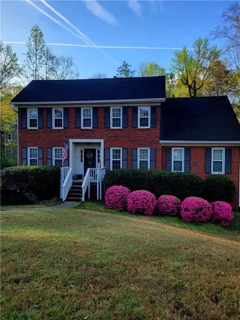 1658 Pine Ridge Cir, Woodstock, GA 30188