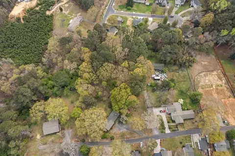 4661 Fowler St, Acworth, GA 30101