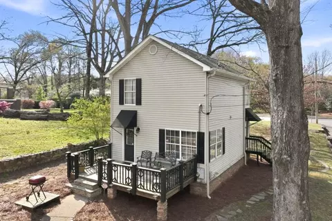 1326 Park Hill Dr, Gainesville, GA 30501