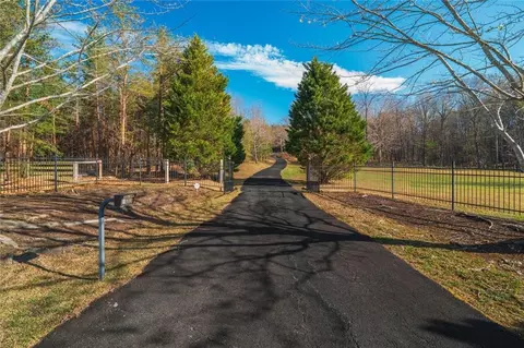 463 E Valley Rd NE, Rydal, GA 30171 photo 34