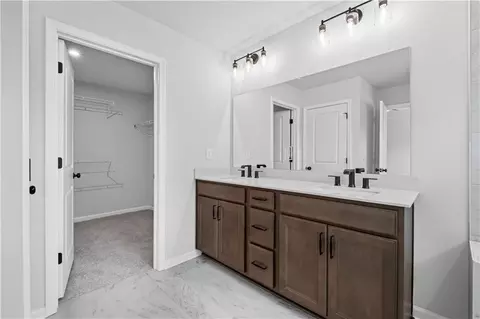 5669 Tillman Way, Powder Springs, GA 30127