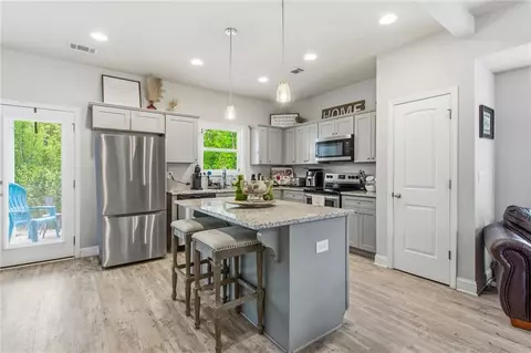 Kitchen - 171 Strickland, Forsyth, GA 31029 photo 2 of 3