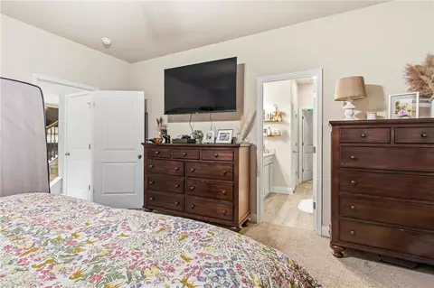 Bedroom - 171 Strickland, Forsyth, GA 31029 photo 2 of 6