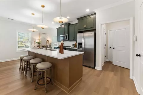 348 Marigold Ln, Woodstock, GA 30188