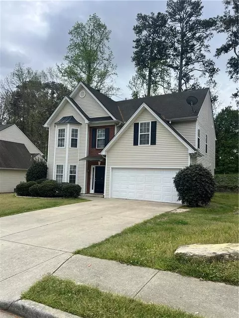 370 Oakland Place Dr, Lawrenceville, GA 30044