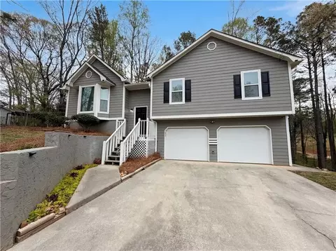 111 David Ct, Hiram, GA 30141