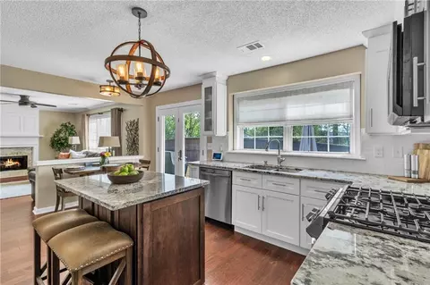 3845 Chastatee Dr, Duluth, GA 30097 photo 8