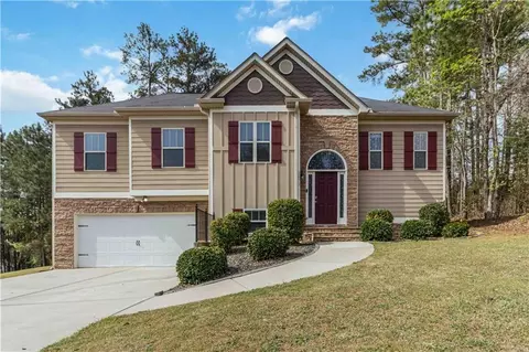 2871 Anneewakee Falls Pkwy, Douglasville, GA 30135