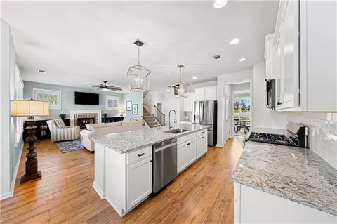 Kitchen - 281 Greystone Ct, Winder, GA 30680 photo 3 of 4
