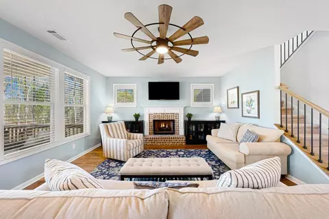 Living - 281 Greystone Ct, Winder, GA 30680 photo 1 of 2