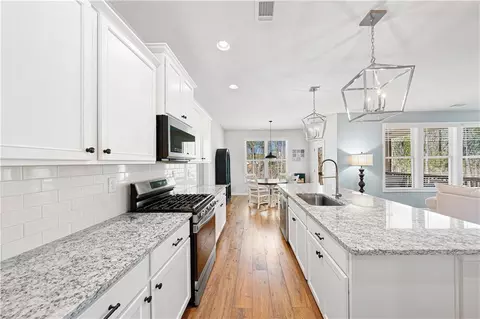 Kitchen - 281 Greystone Ct, Winder, GA 30680 photo 4 of 4
