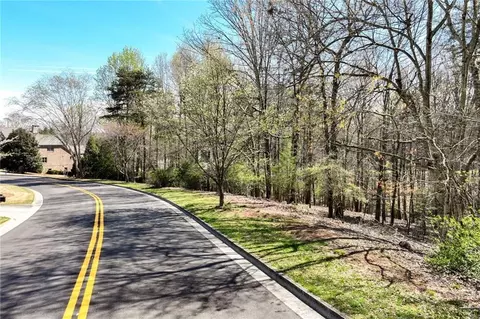308 Point Olympus Dr, Gainesville, GA 30506