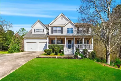 3561 Coveside Ct, Loganville, GA 30052