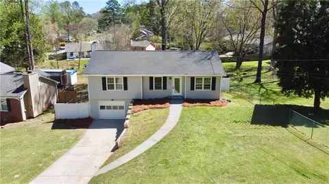 1561 Daniel Ln, Lawrenceville, GA 30046