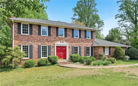 4905 Leisure Dr, Atlanta, GA 30338